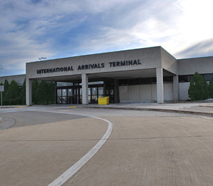 Mitchell Airport :: International Arrivals Terminal